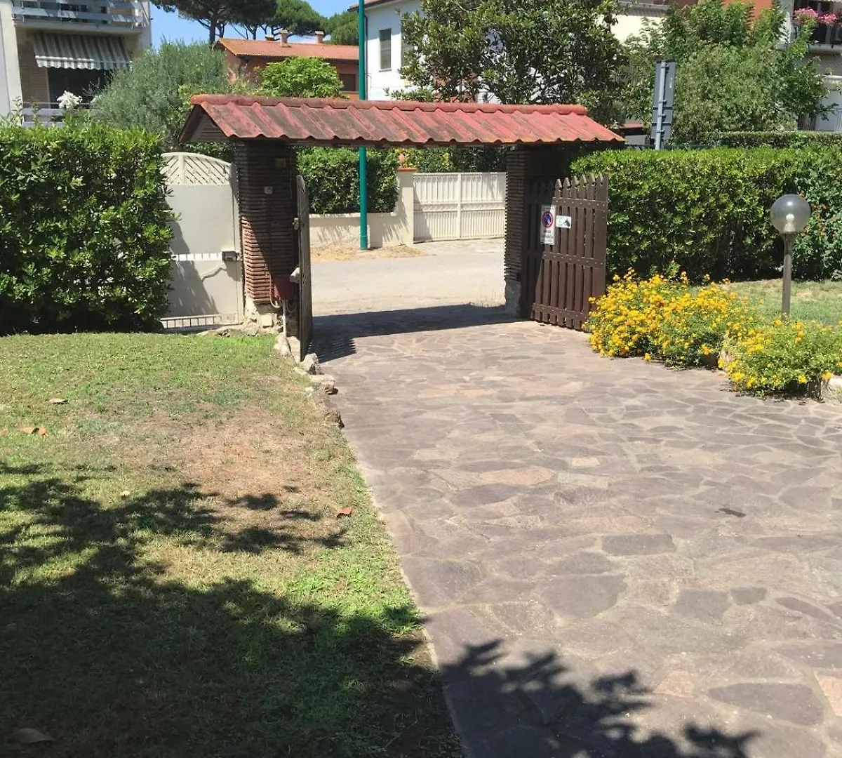 Villa Sole Tirrenia 0*,  İtalya